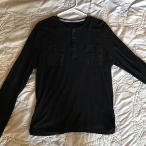 Black long sleeve express shirt